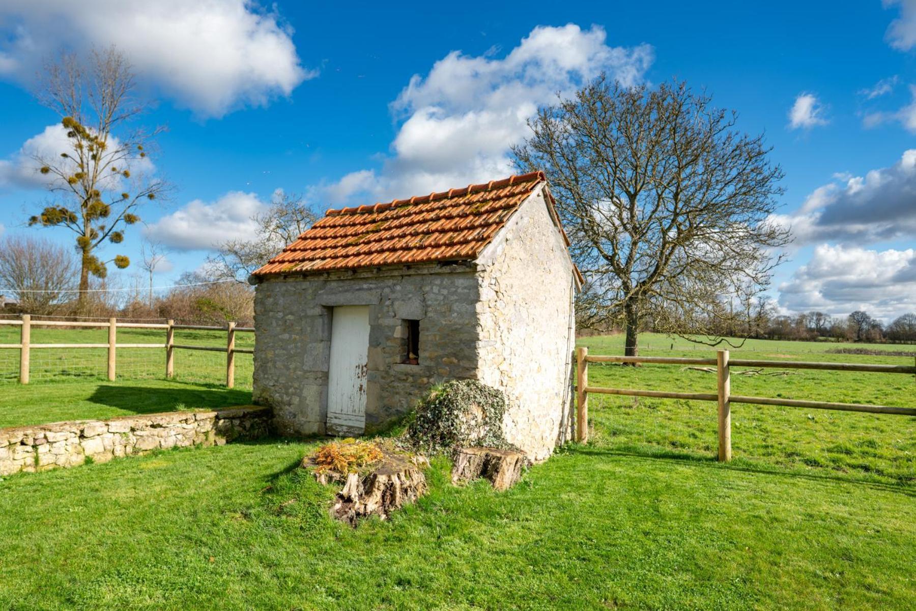 Вилла Le Pavillon Du Manoir De Conjon Crouay Экстерьер фото